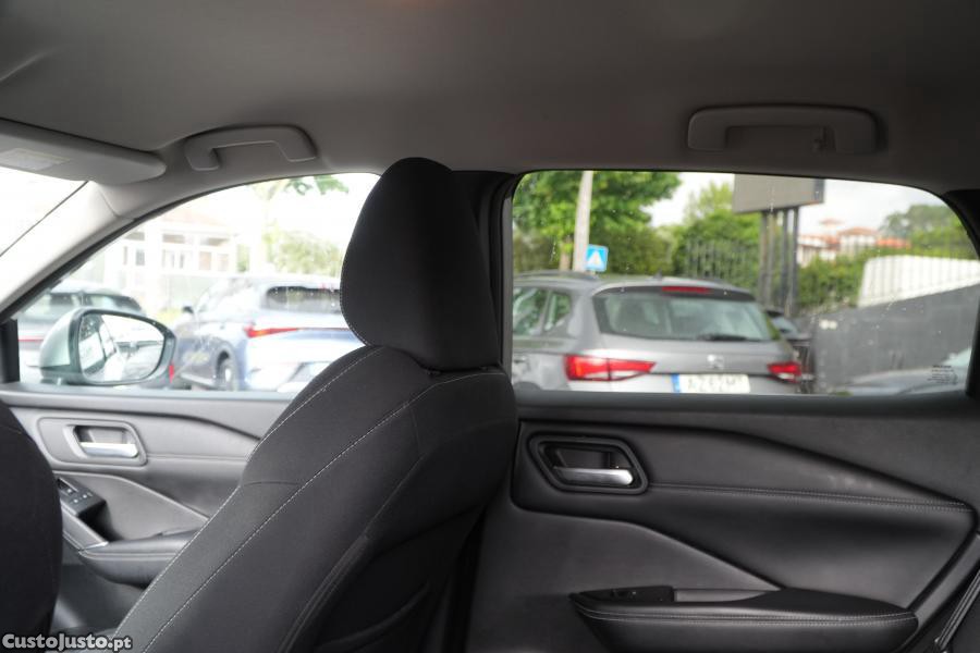 Nissan Qashqai 1.3 DIG-T N-Connecta — fotografia 10