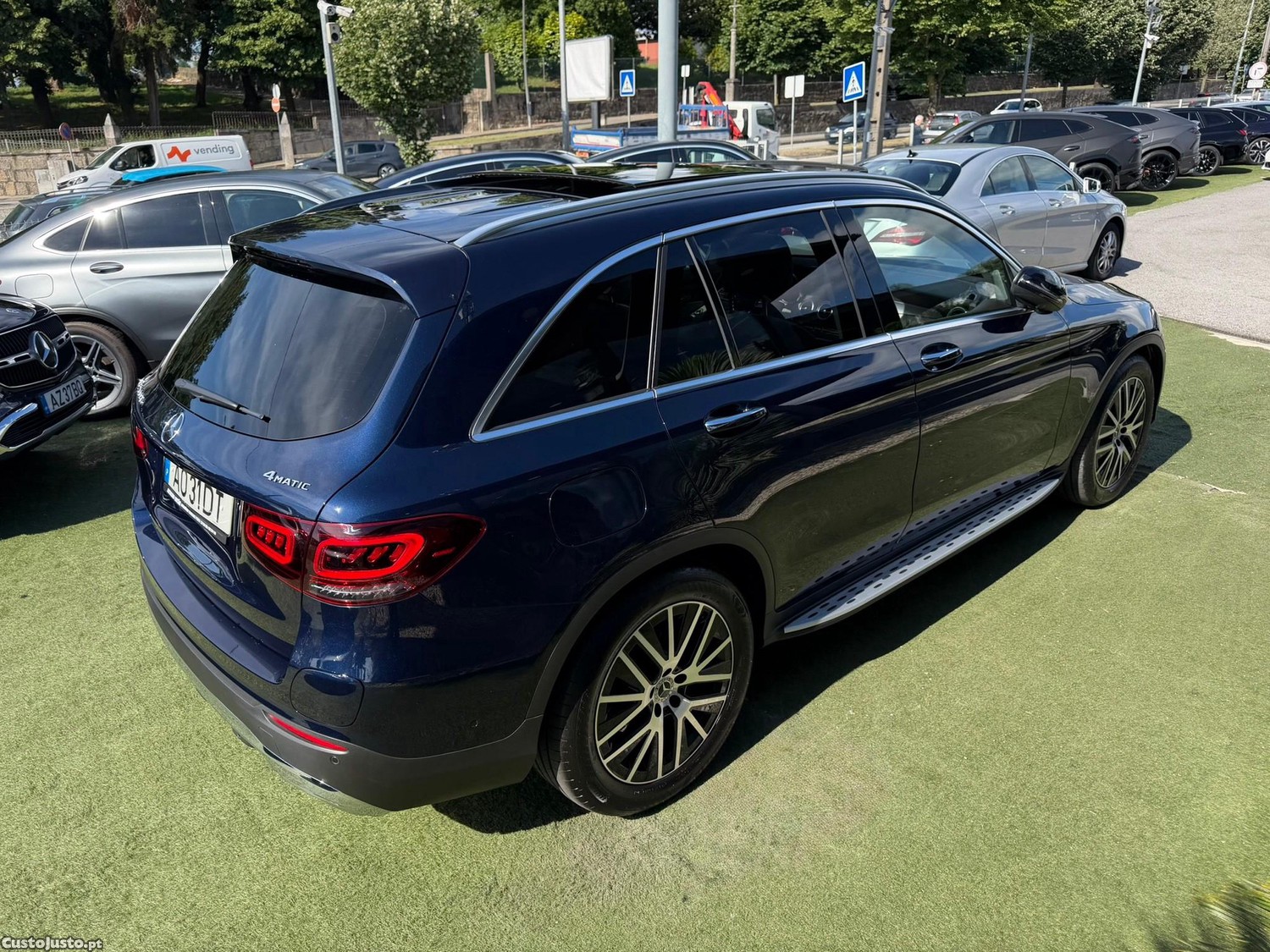 Mercedes-Benz GLC 300 de 4Matic — fotografia 18