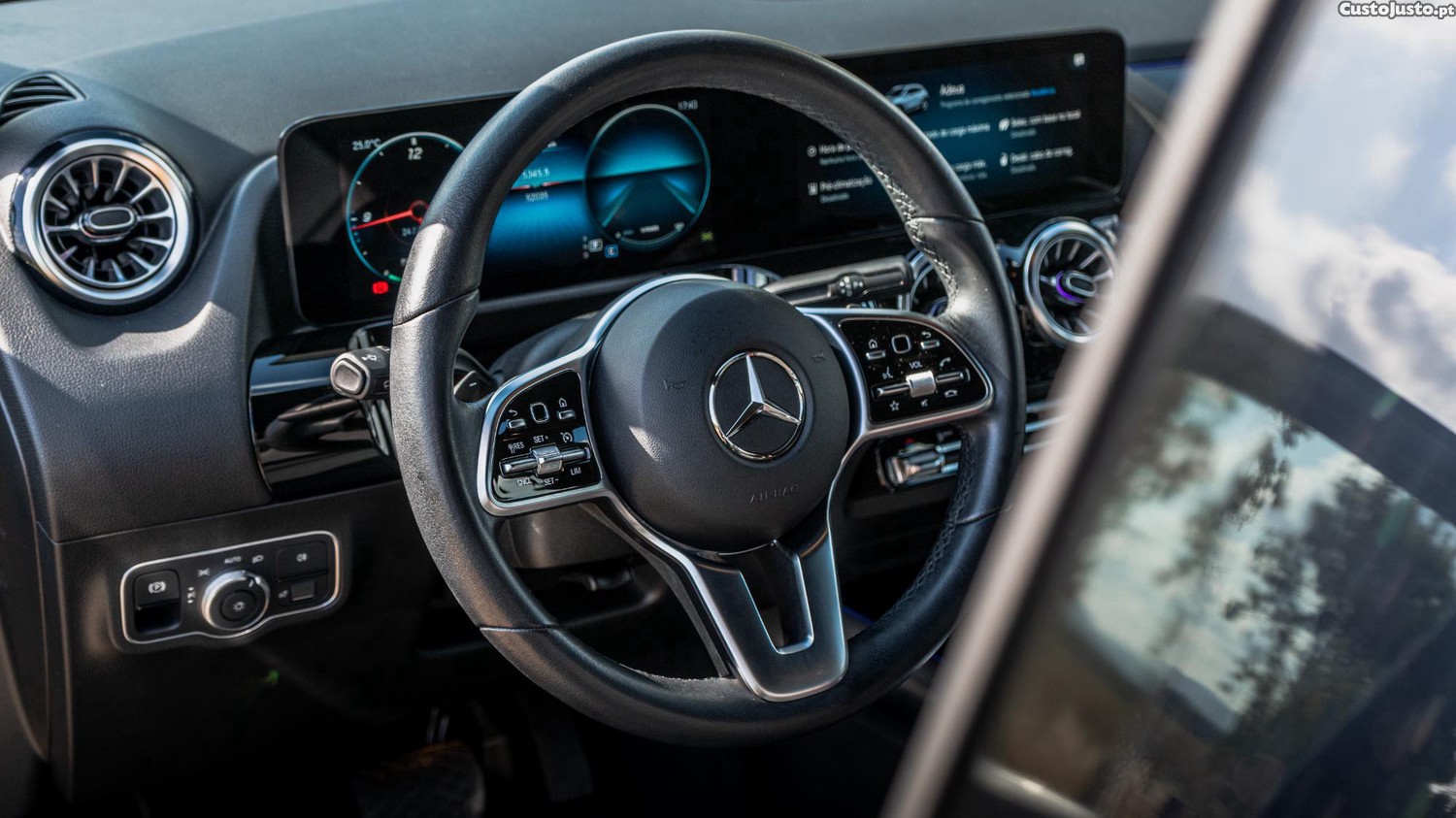 Mercedes-Benz EQA 250 — fotografia 6