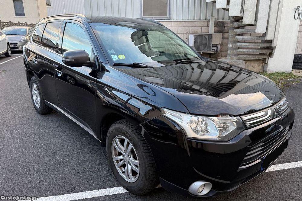 Mitsubishi Outlander Touring Sports 1.8 Hybrid Comfort - 14 foto 2