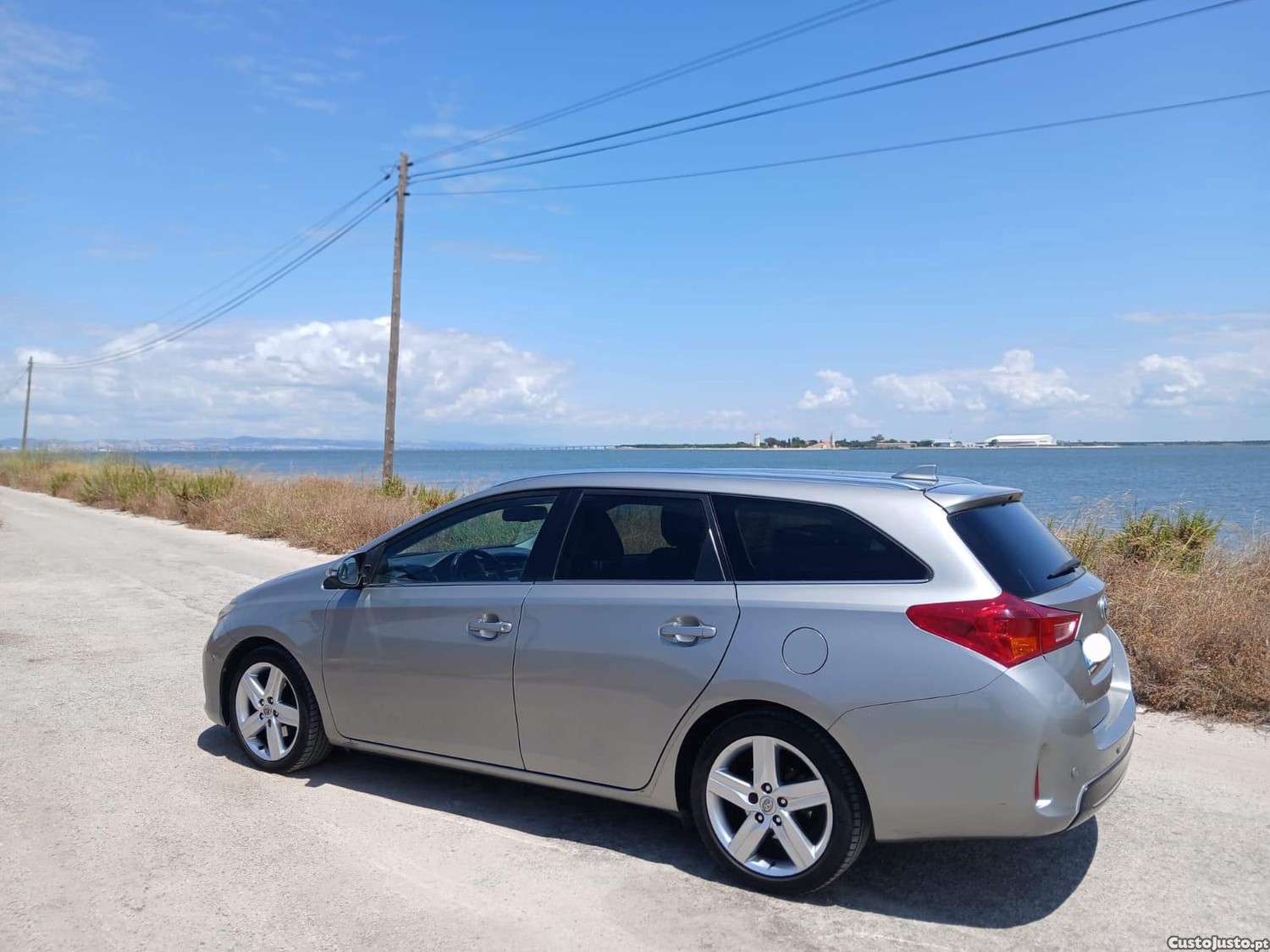 Toyota Auris TOURING SPORTS — fotografia 8