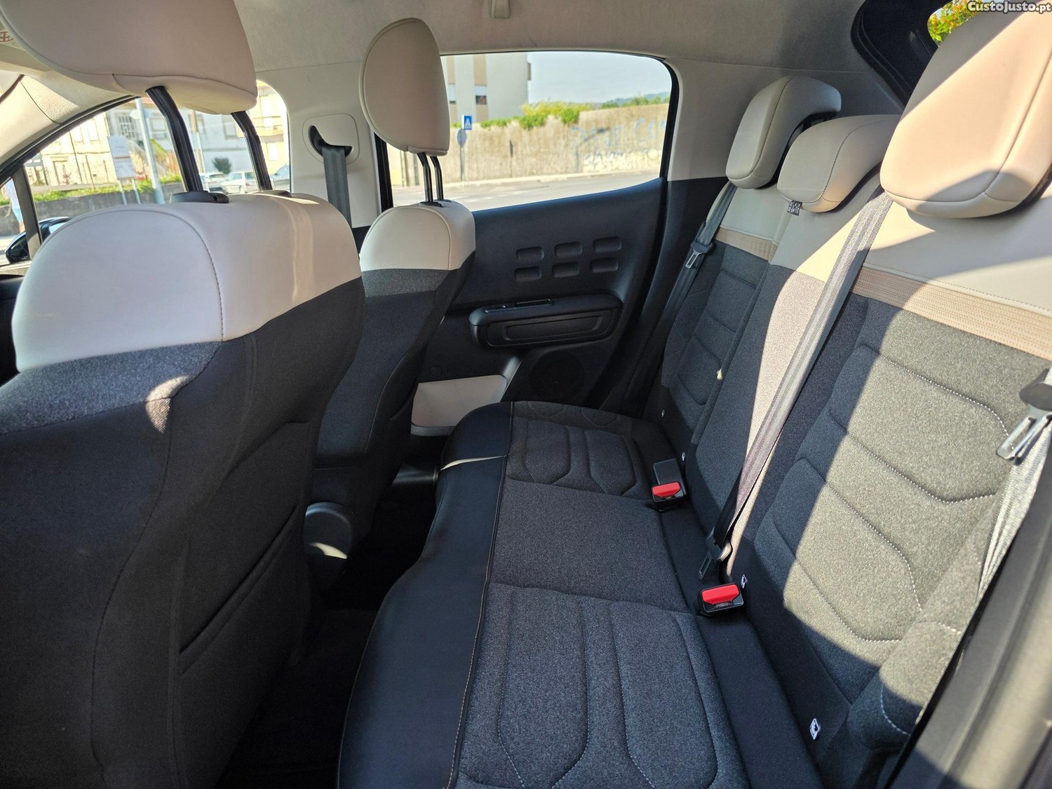 Citroën C3 1.2 PureTech Shine Pack — fotografia 8