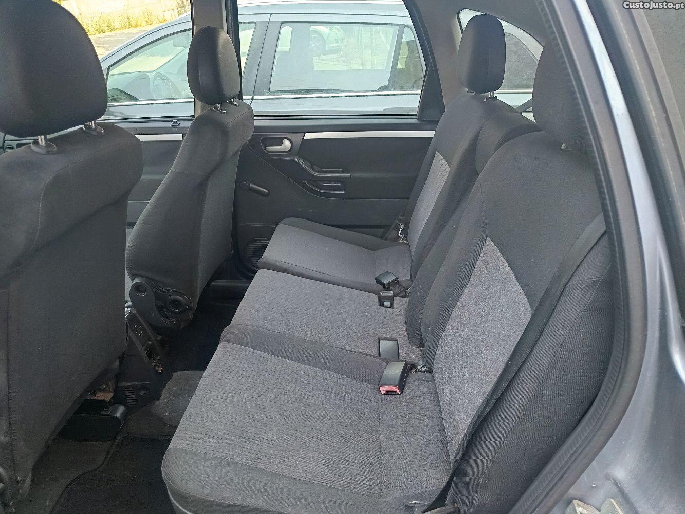 Opel Meriva 1.7 CDTI 100CV — fotografia 4