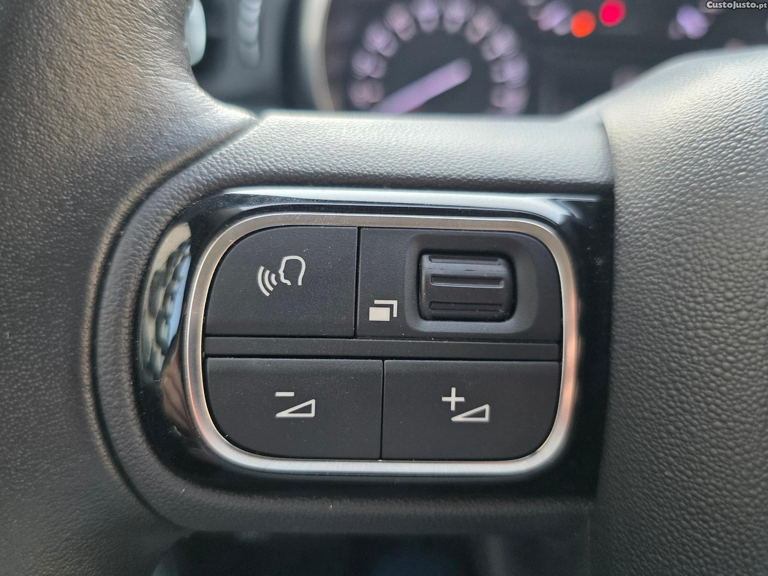 Citroën C3 1.2 PureTech Shine Pack — fotografia 20