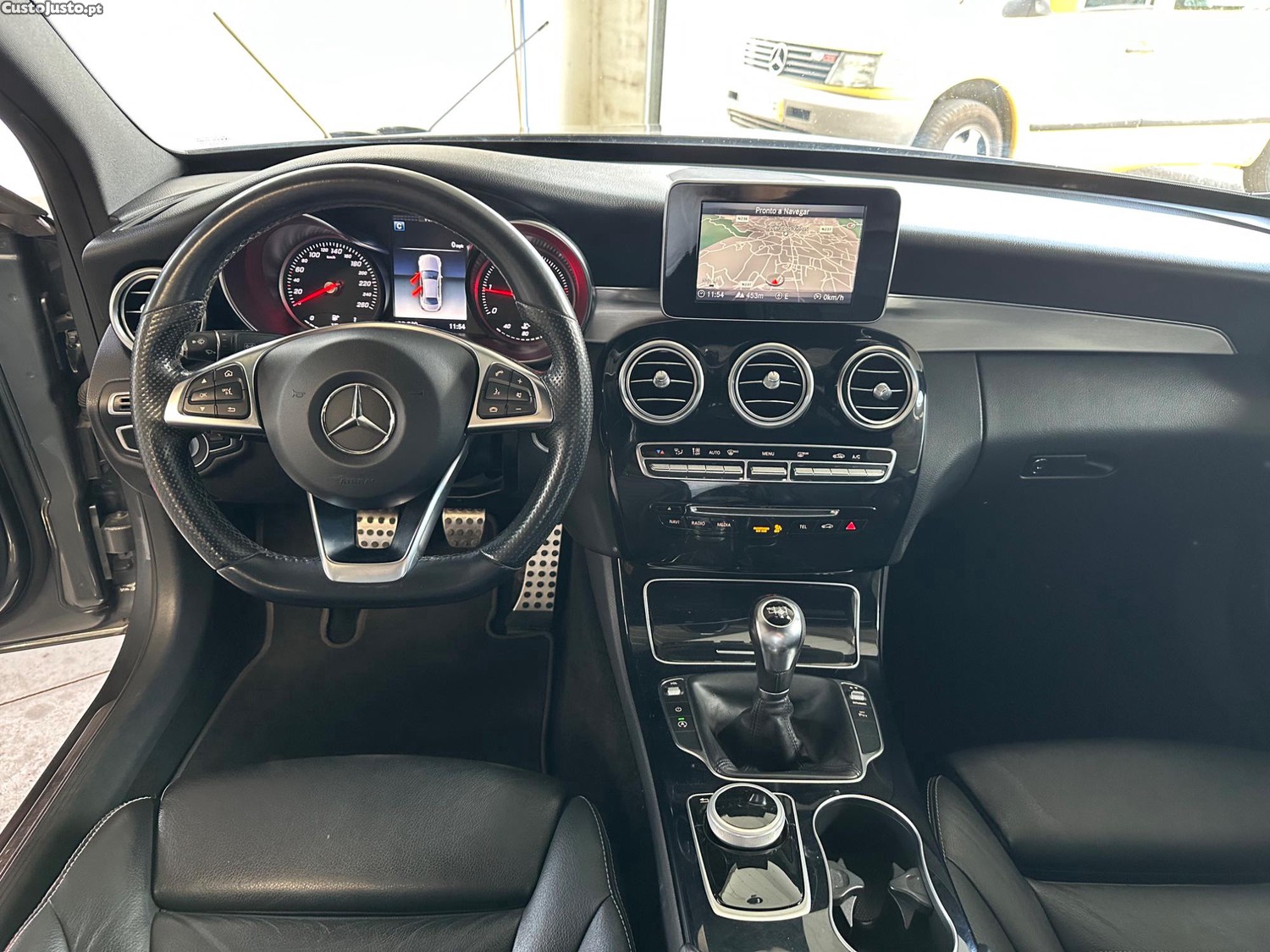 Mercedes-Benz C 180 d AMG — fotografia 3