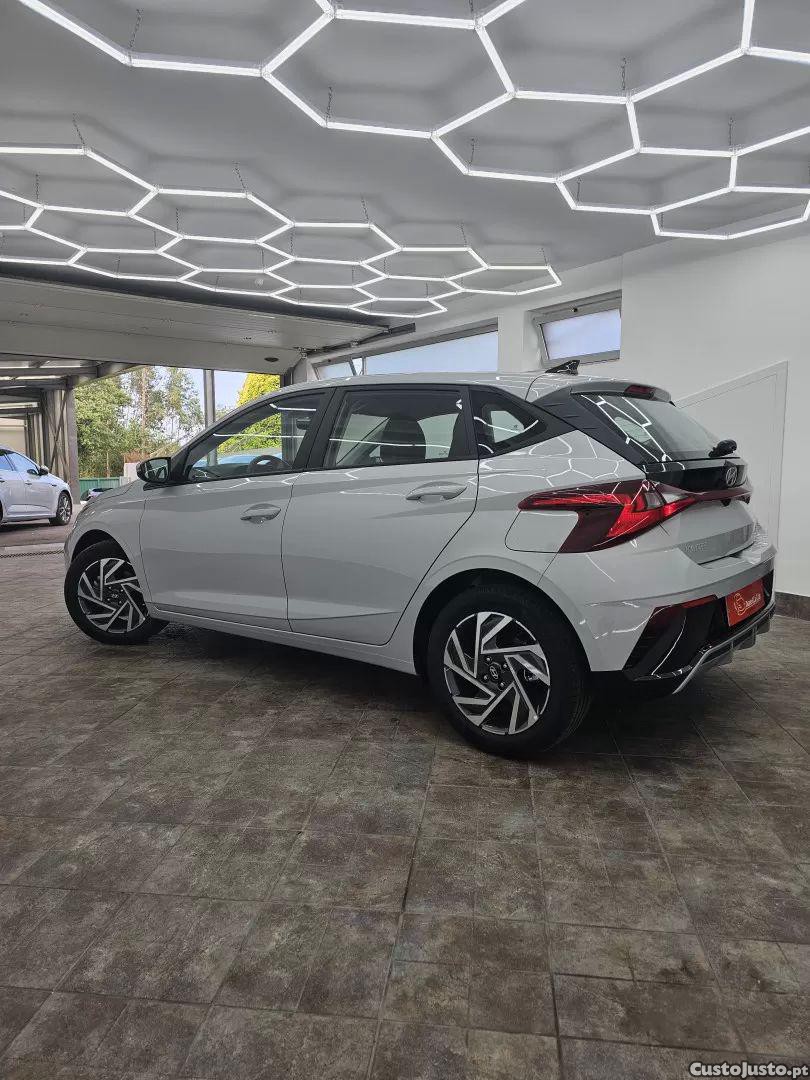 Hyundai i20 1.0 t-gdi comfort — fotografia 3