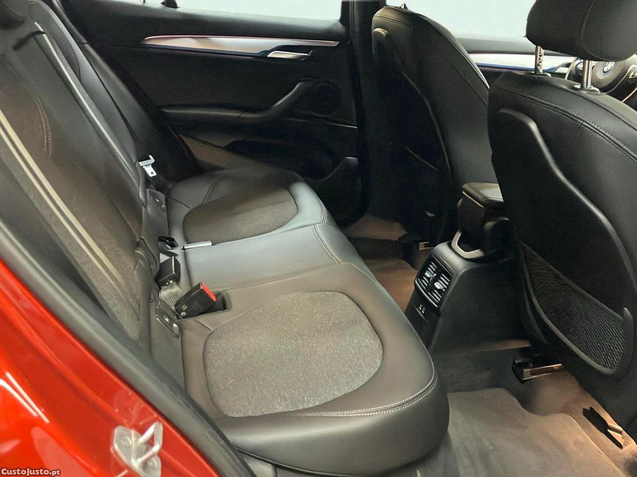BMW X2 25 e xDrive Pack M — fotografia 11