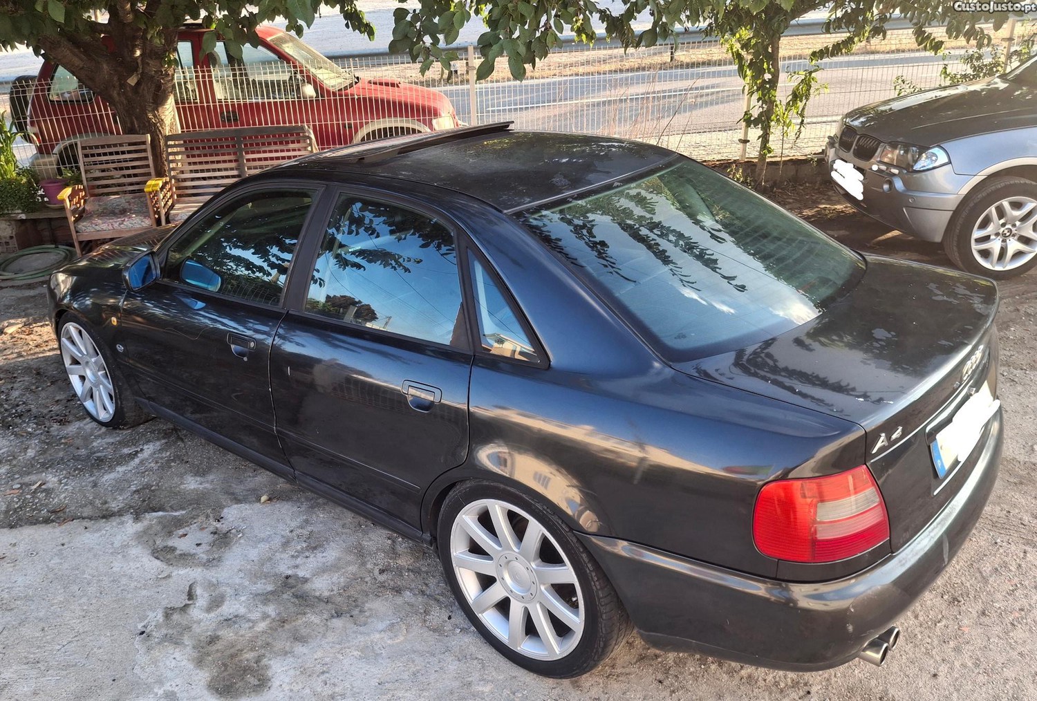 Audi A4 1.8 turbo — fotografia 8