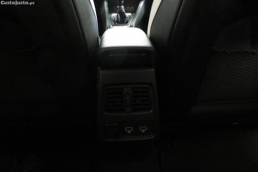 Renault Captur 1.0 TCe Techno Bi-Fu — fotografia 8