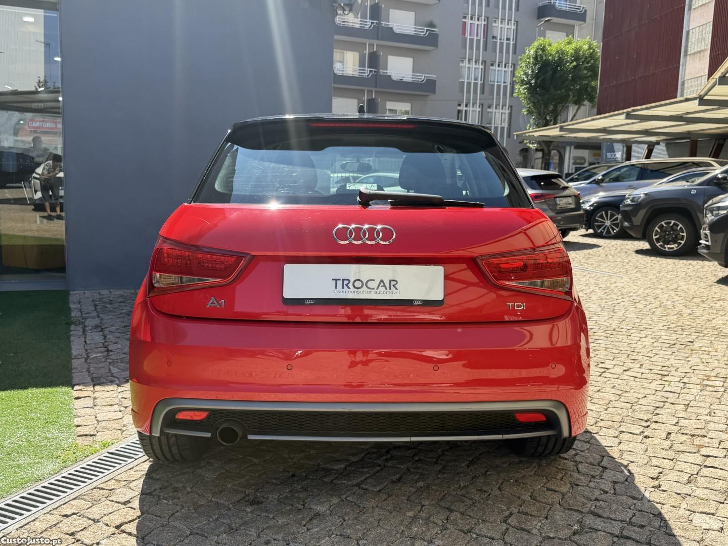 Audi A1 1.6 TDI S-line — fotografia 12