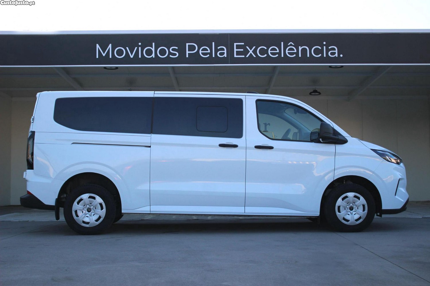 Ford Transit Custom 320 L2 2.0 EcoBlue Trend — fotografia 29