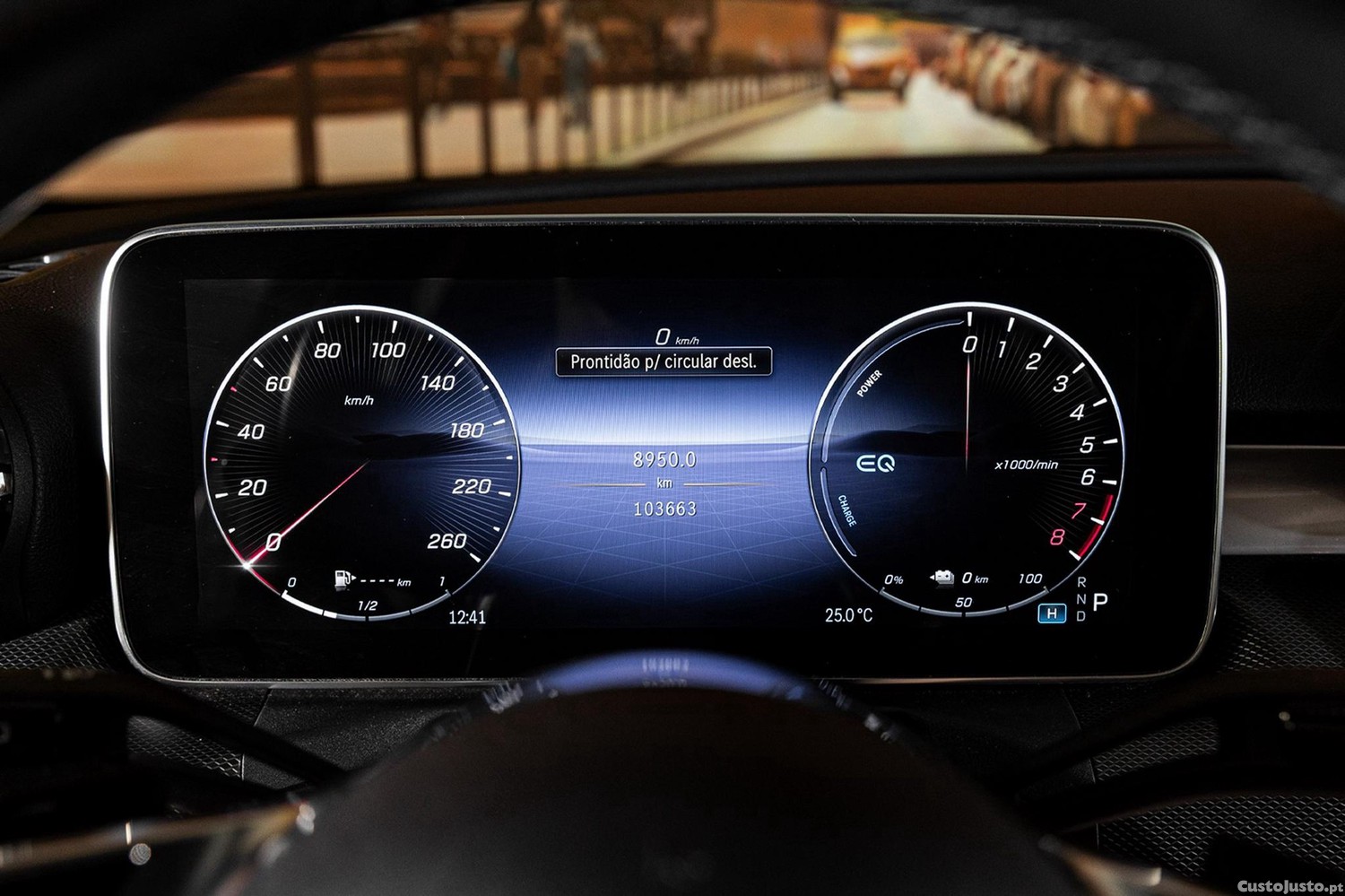 Mercedes-Benz C 300 e Avantgarde — fotografia 18