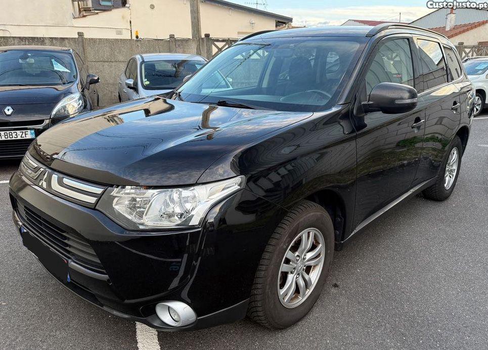 Mitsubishi Outlander Touring Sports 1.8 Hybrid Comfort - 14 foto 3