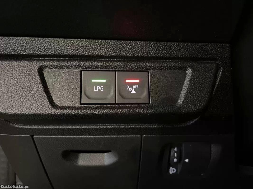Dacia Jogger 1.0 eco-g comfort 7l bi-fuel — fotografia 5