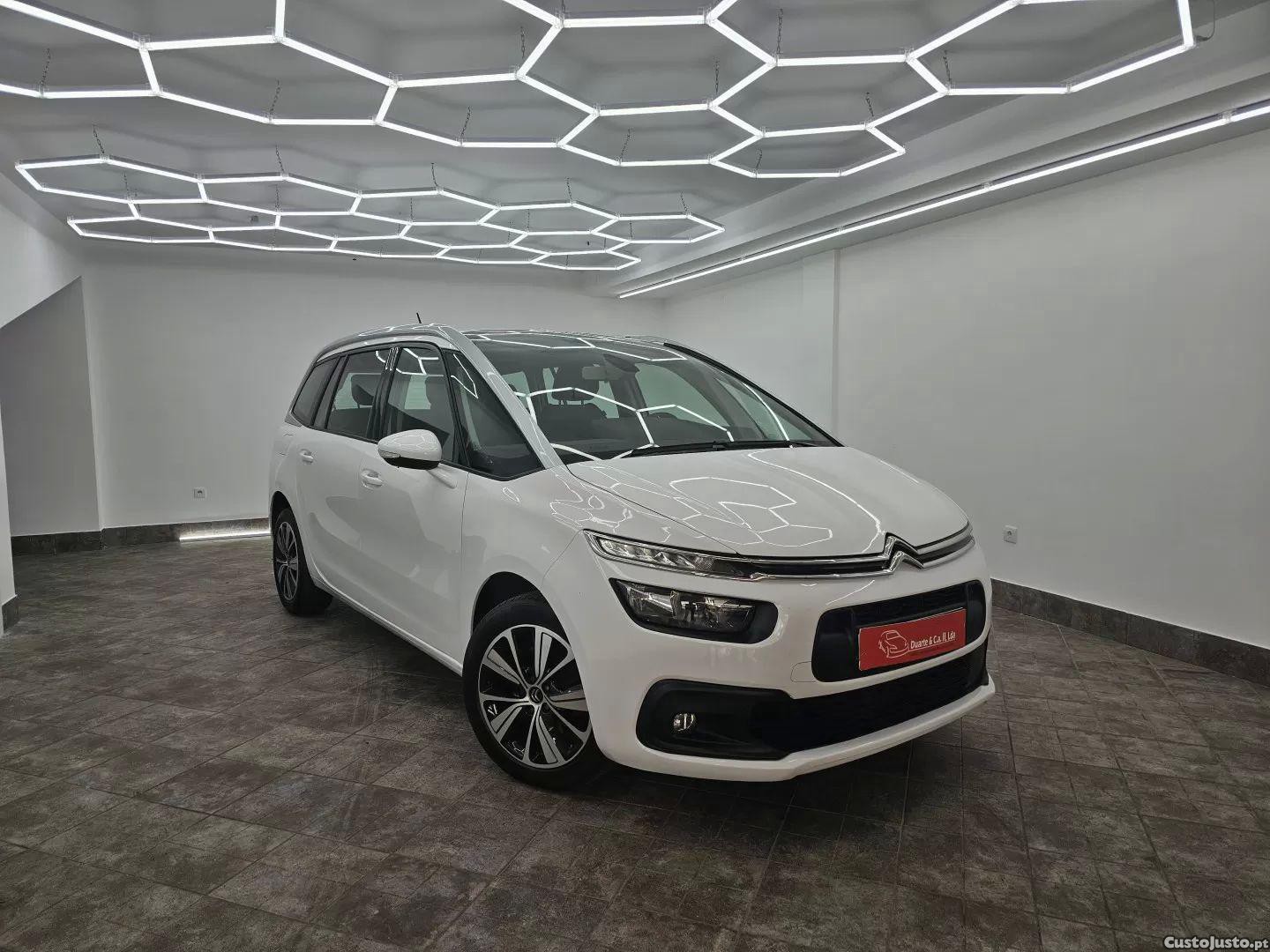 Citroën C4 Grand Picasso 2.0 bluehdi shine eat6 — fotografia 25