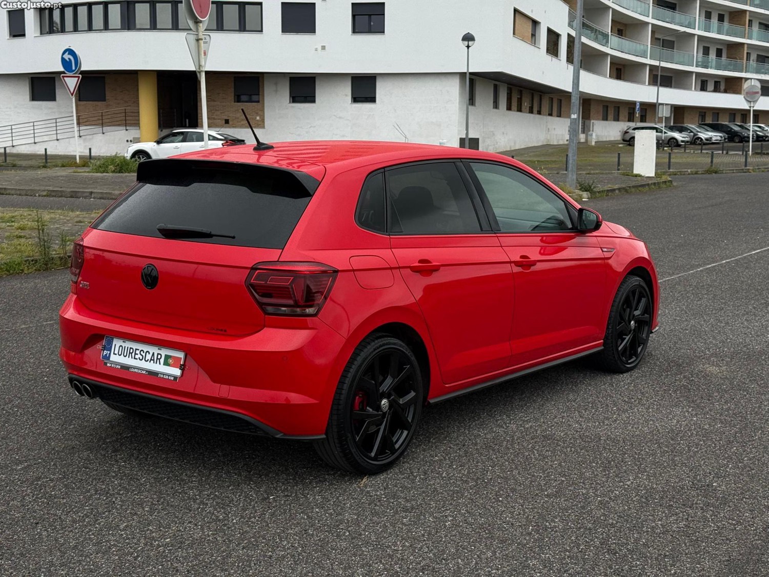 Volkswagen Polo 2.0 TSI GTI DSG — fotografia 3