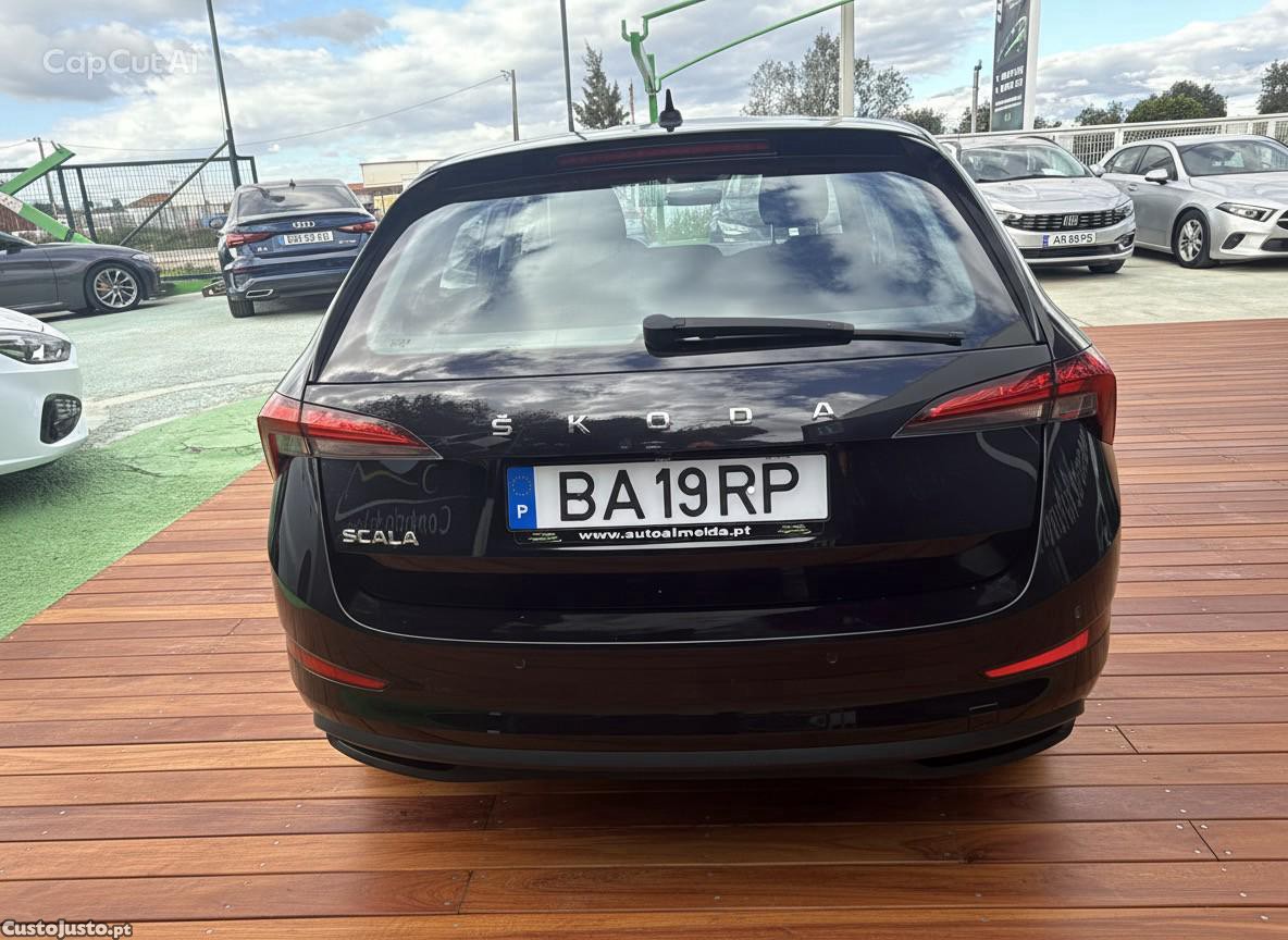 Skoda Scala 1.0 TSI Ambition — fotografia 20