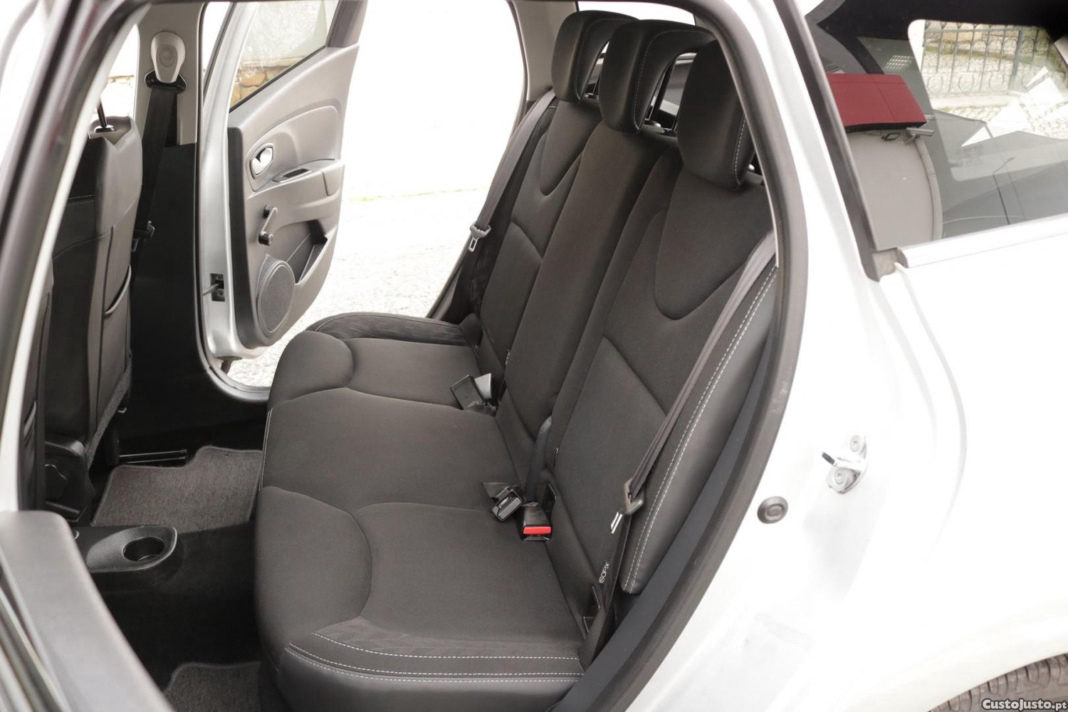 Renault Clio Sport Tourer 1.5 DCI Limited 90cv — fotografia 31