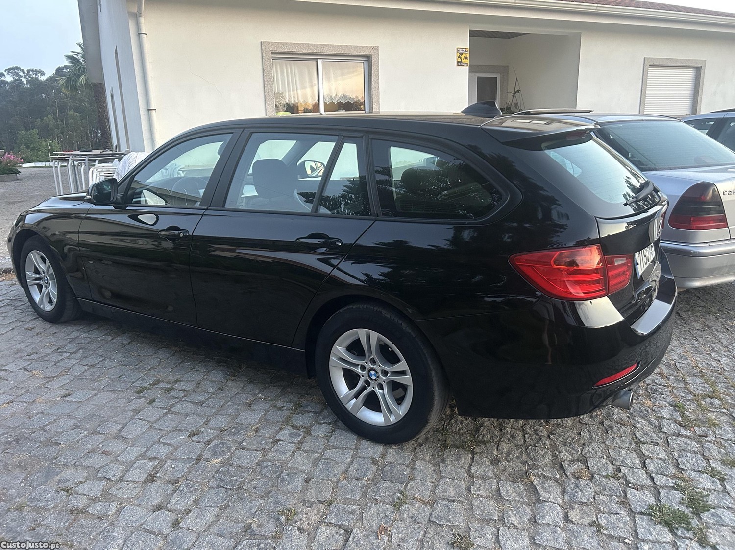 BMW 318 d — fotografia 7