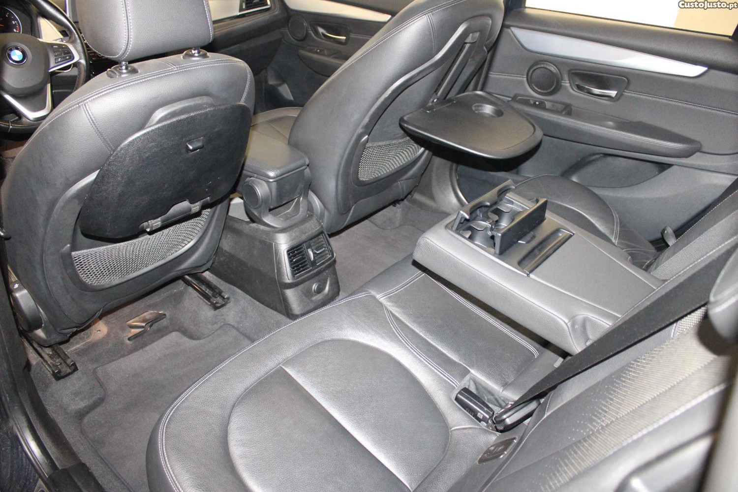 BMW 216 Gran Tourer D LINE LUXURY 7L (AUTO) — fotografia 10