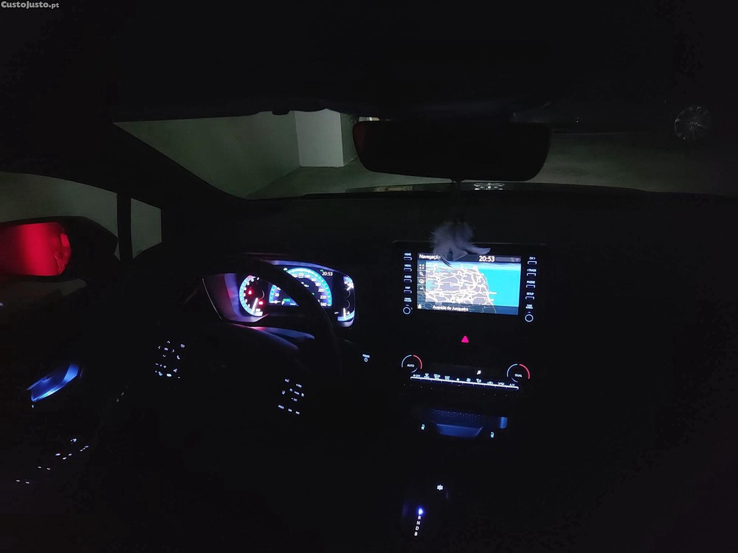 Toyota Corolla Touring sports exclusive — fotografia 3