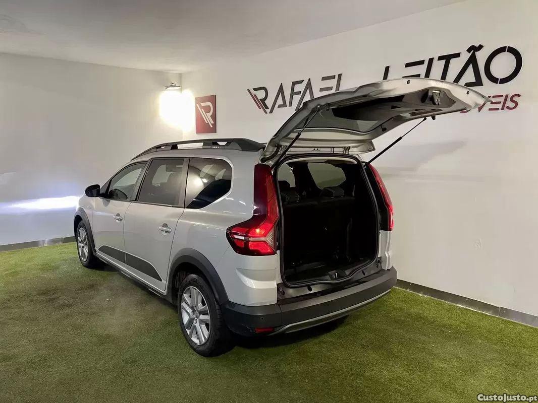 Dacia Jogger 1.0 eco-g comfort 7l bi-fuel — fotografia 3