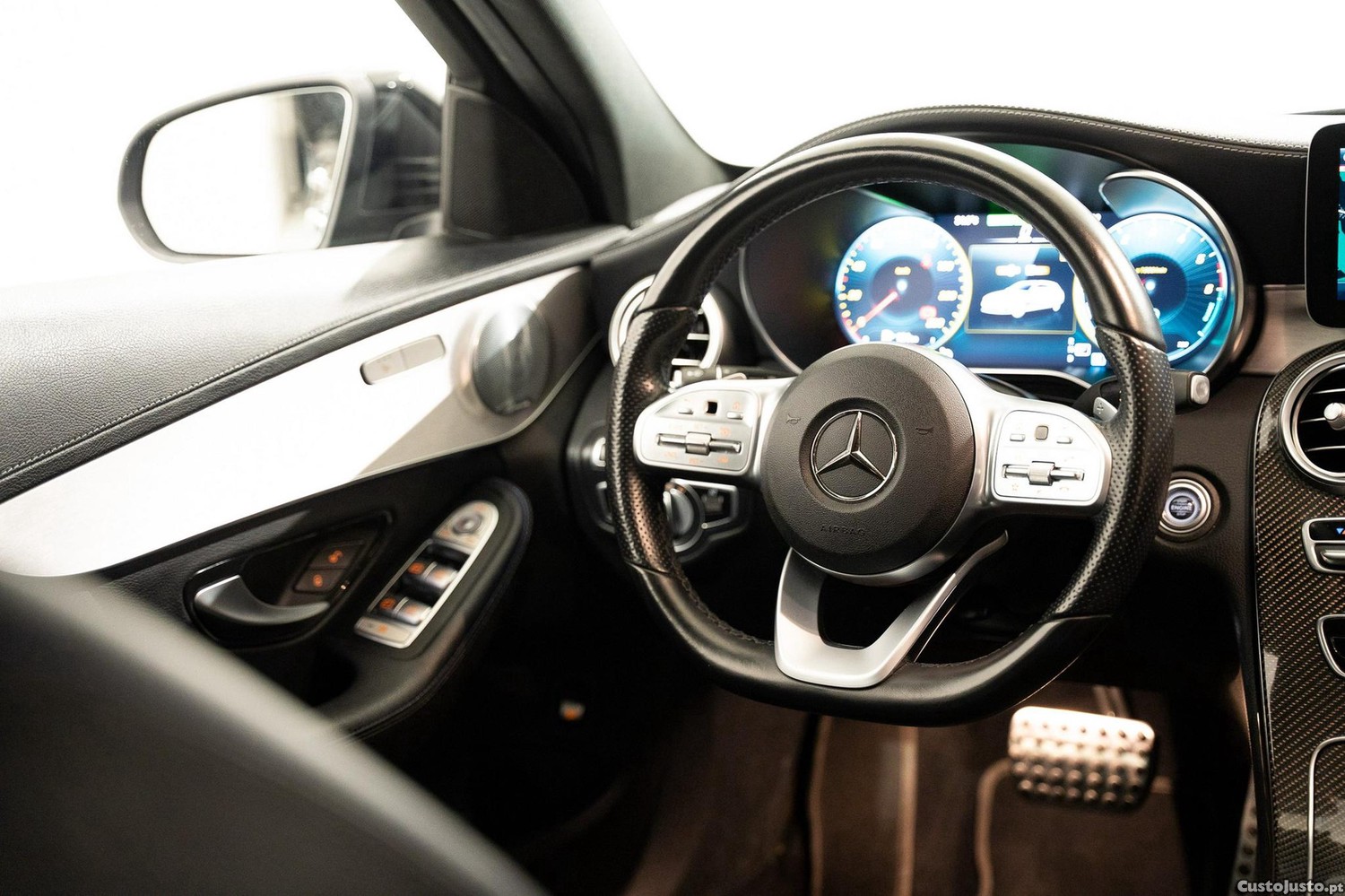 Mercedes-Benz C 300 de AMG Line — fotografia 19