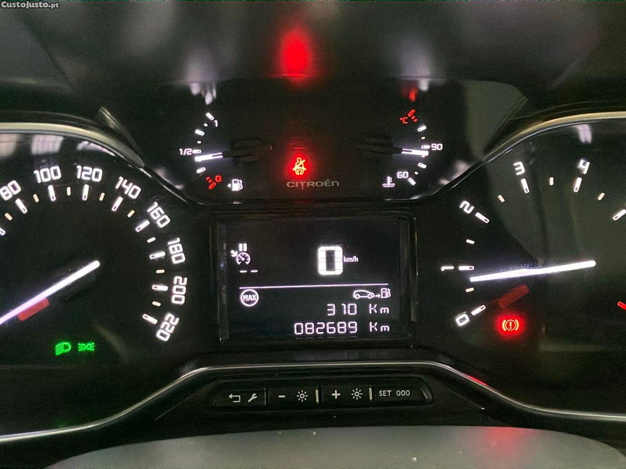Citroën C3 1.2 PureTech Feel Pack — fotografia 12