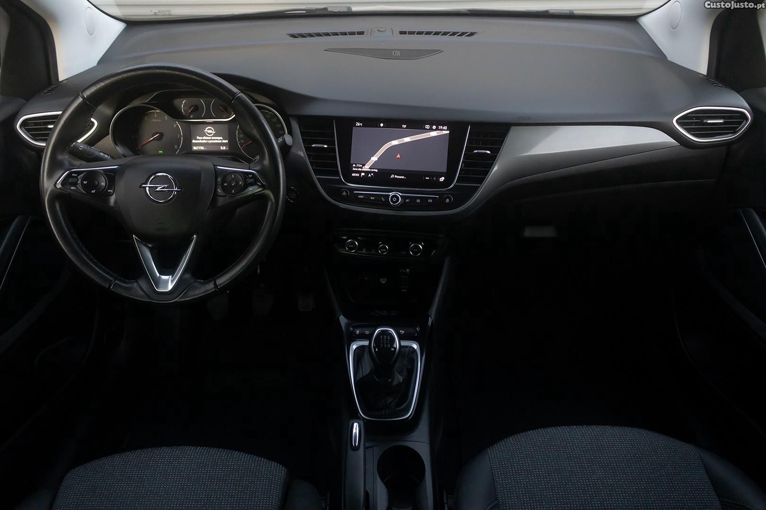 Opel Crossland X 1.2 Edition — fotografia 16