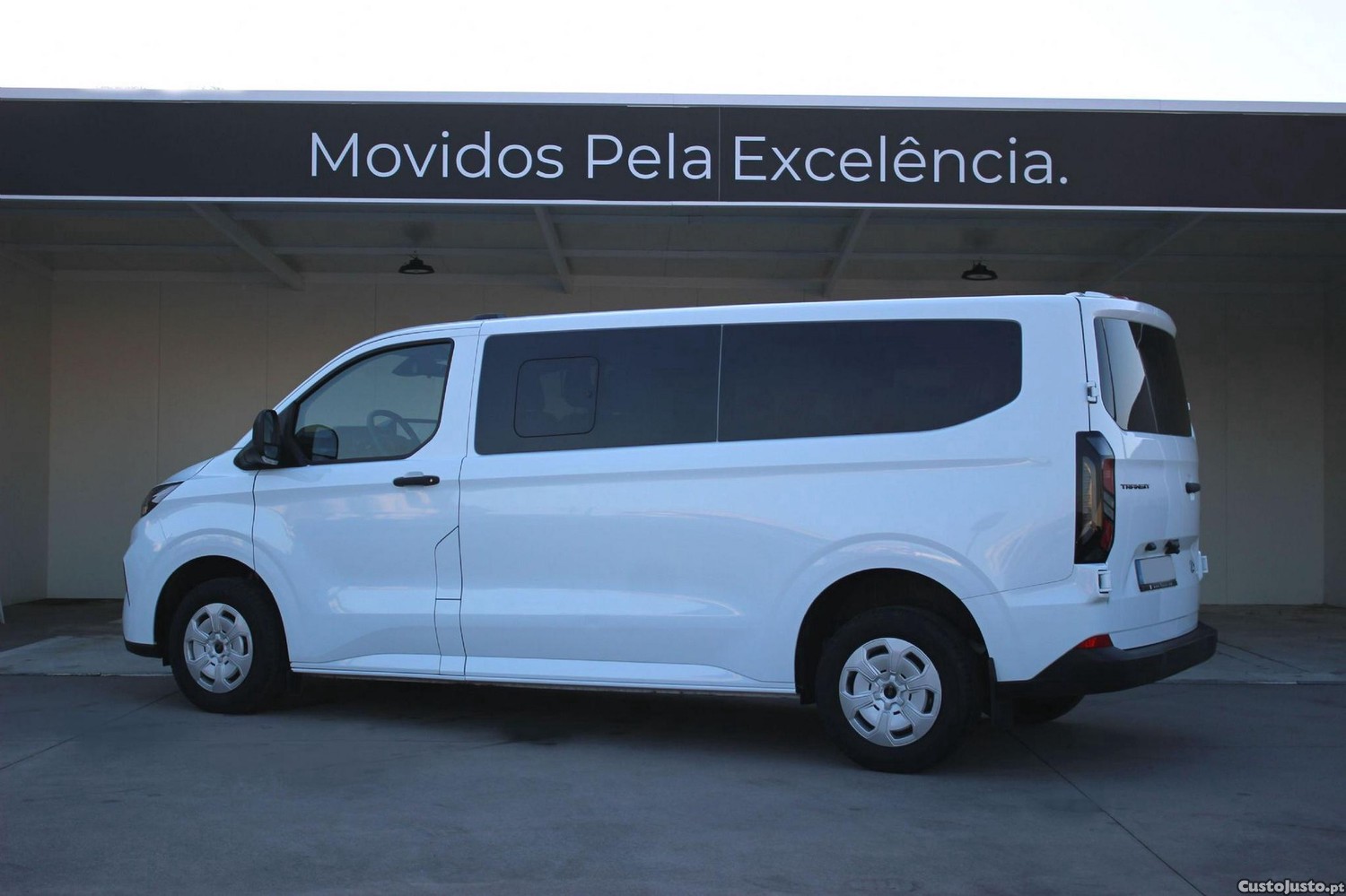 Ford Transit Custom 320 L2 2.0 EcoBlue Trend — fotografia 28