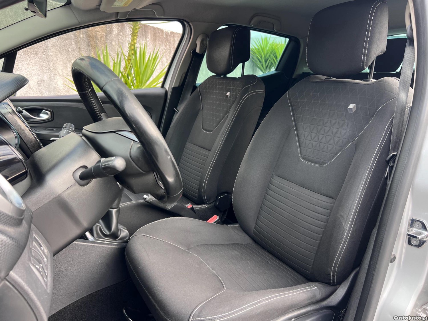 Renault Clio Limited Edition — fotografia 9