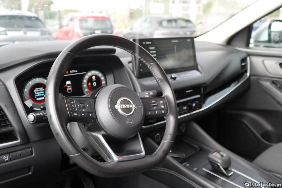 Nissan Qashqai 1.3 DIG-T N-Connecta — fotografia 8