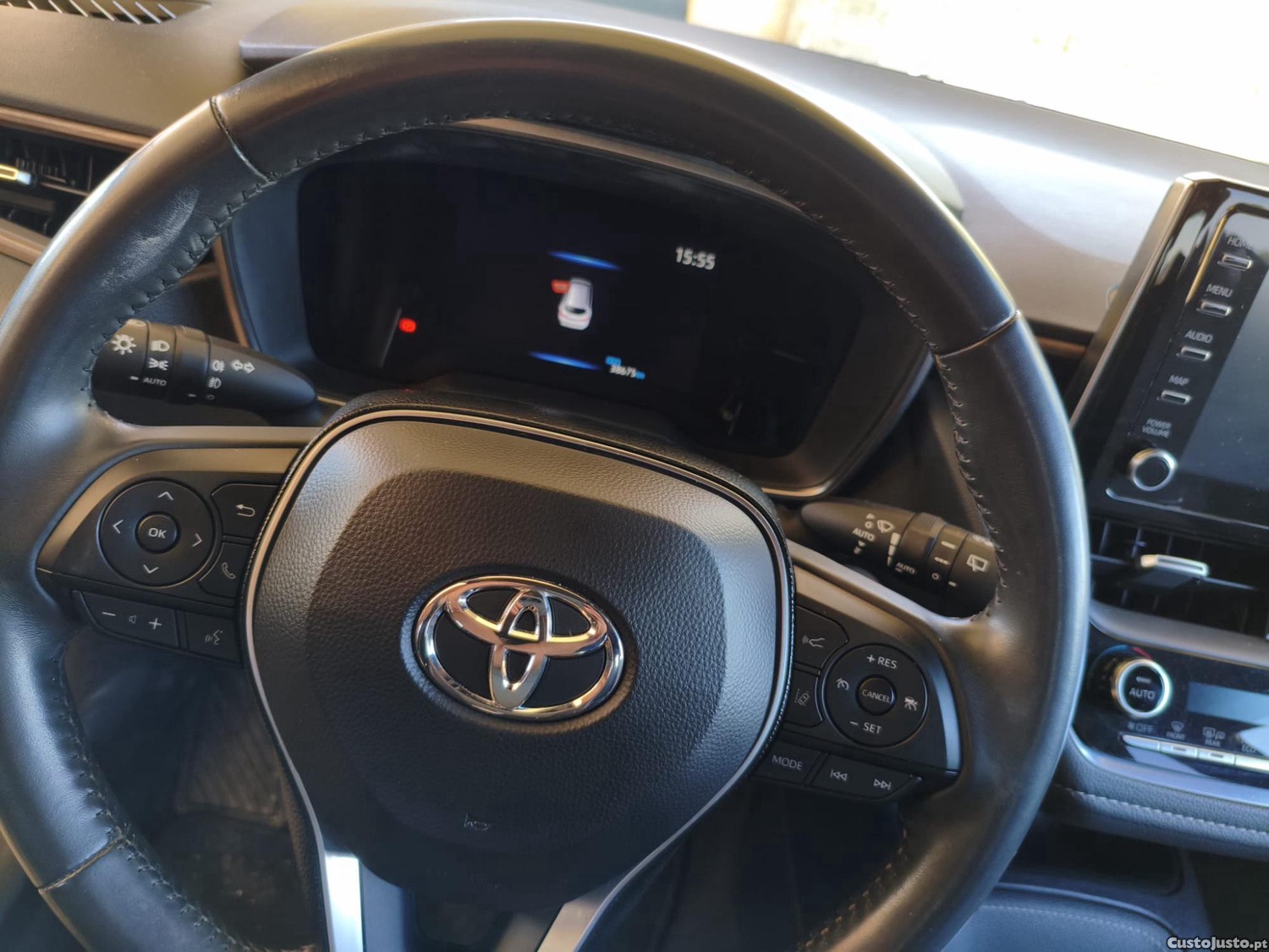 Toyota Corolla Touring Sports TREK — fotografia 5