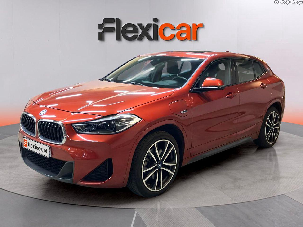 BMW X2 25 e xDrive Pack M — fotografia 26