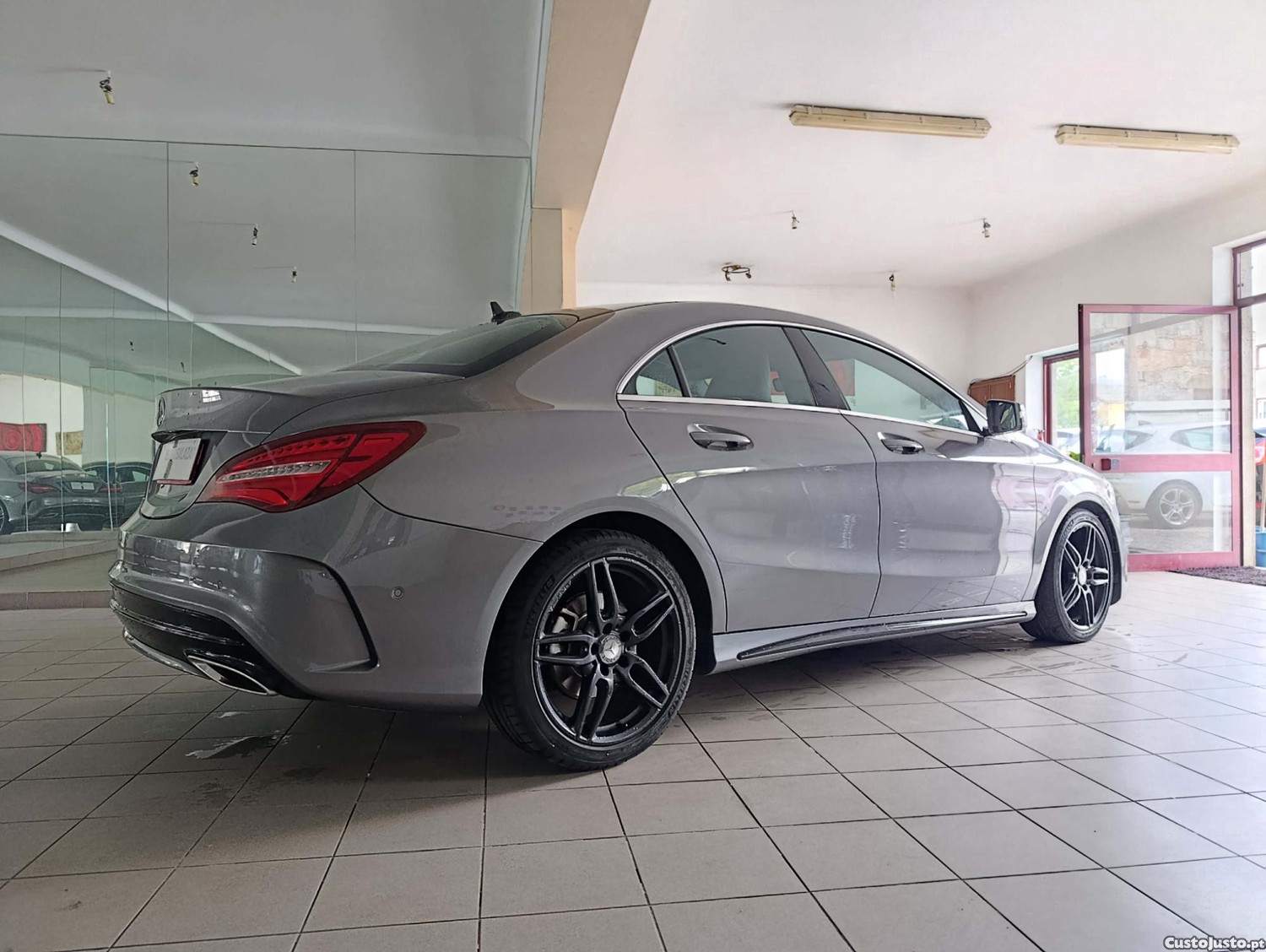 Mercedes-Benz CLA 180 CDI AMG — fotografia 7