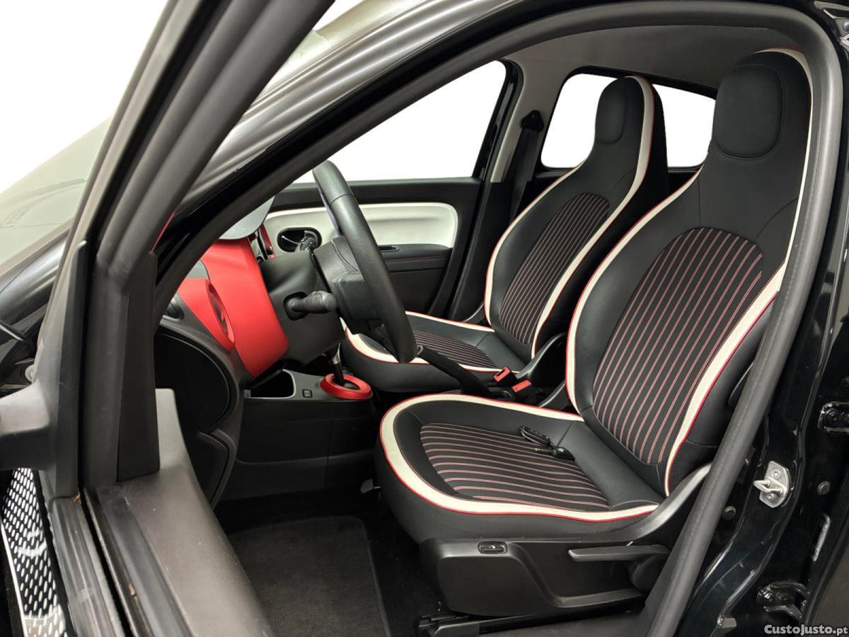 Renault Twingo 22 Intens — fotografia 8