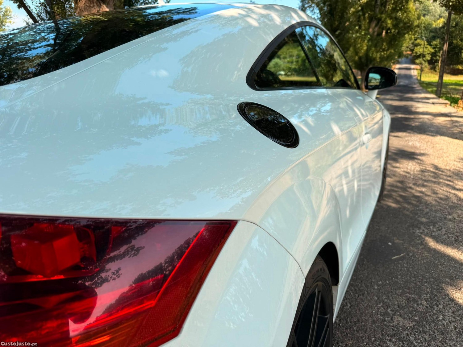 Audi TT Coupé 2.0 TFSi S-line — fotografia 18