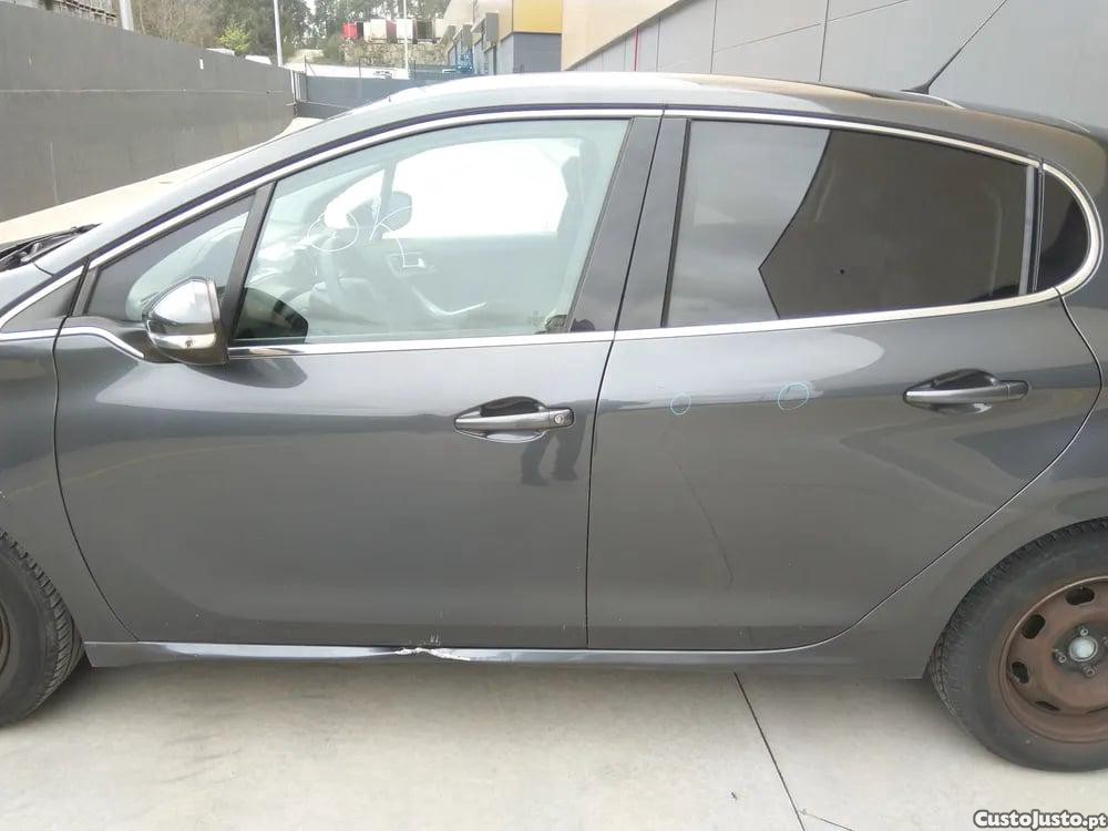 Peugeot 208 1.6 VTi (88 kW / 120 cv) [03.2012 - 12.2019] — photo 3