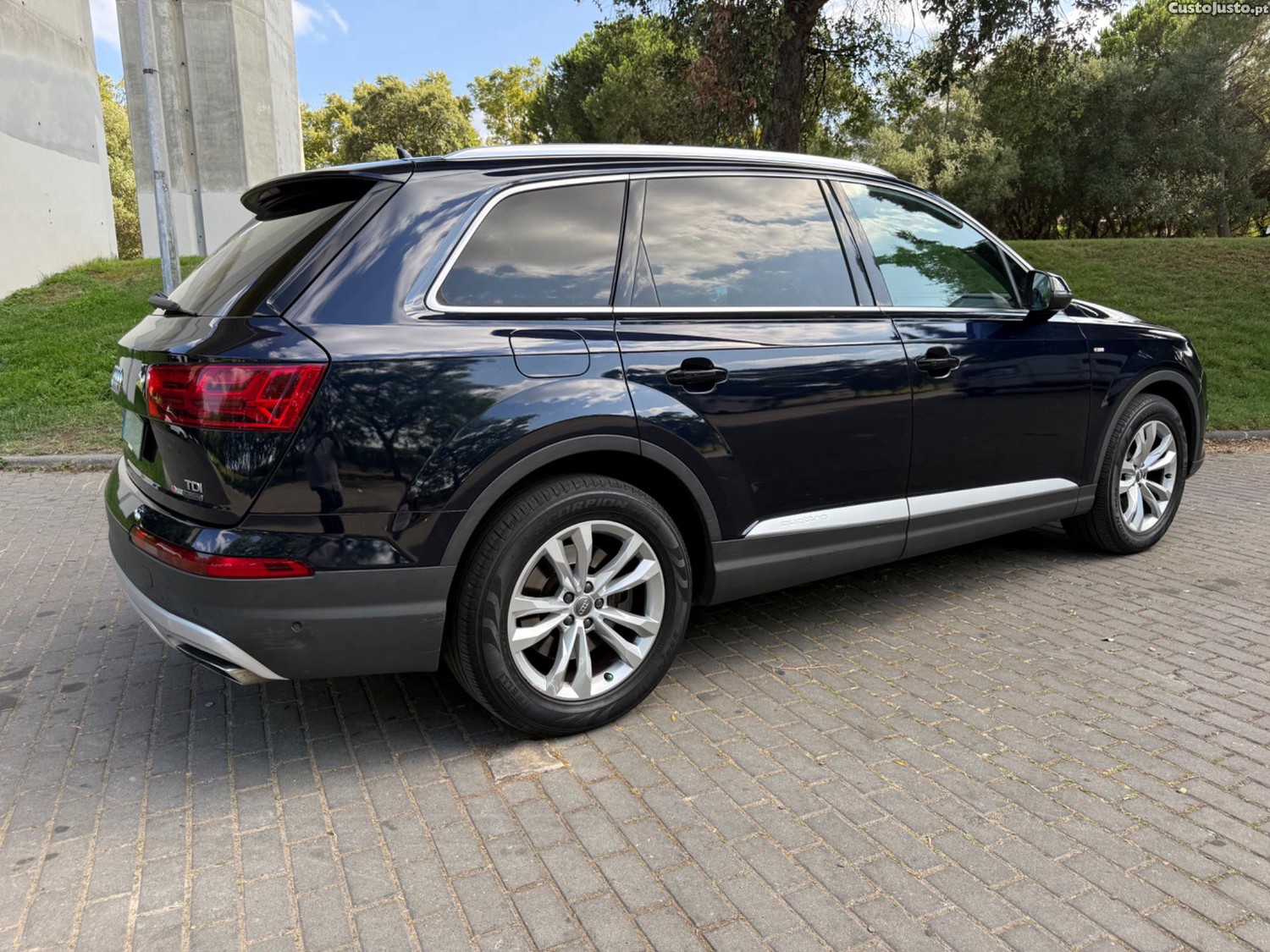 Audi Q7 3.0 TDI Quattro S-Line — fotografia 3