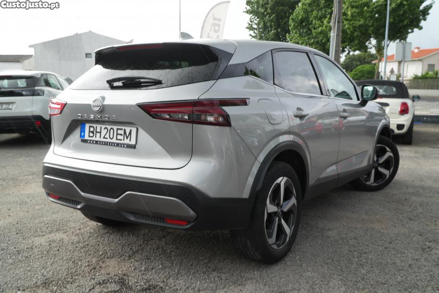 Nissan Qashqai 1.3 DIG-T N-Connecta — fotografia 13