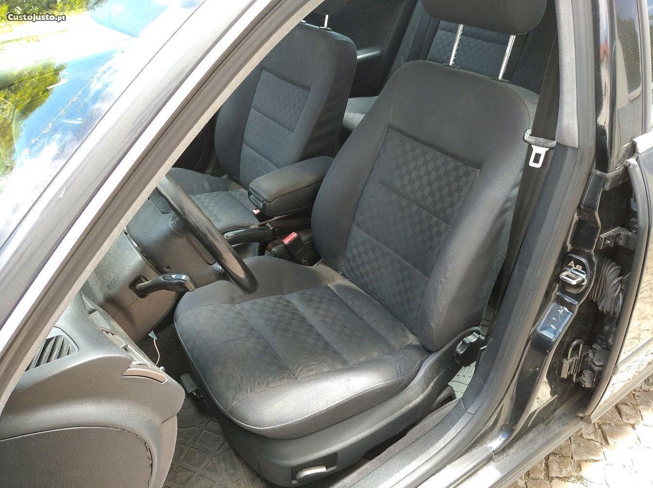 Audi A6 1.9 TDI - 01 foto 5