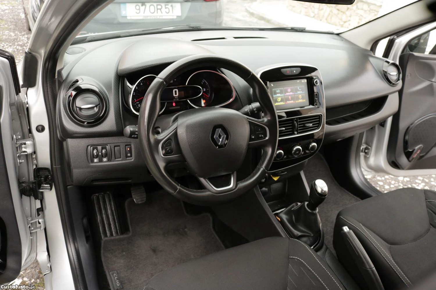 Renault Clio Sport Tourer 1.5 DCI Limited 90cv — fotografia 30