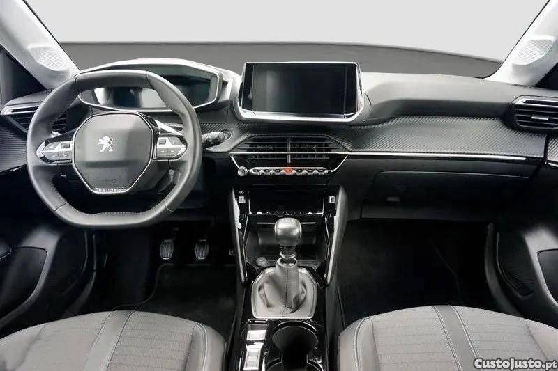 Peugeot 208 1.2 PureTech Allure — fotografia 6