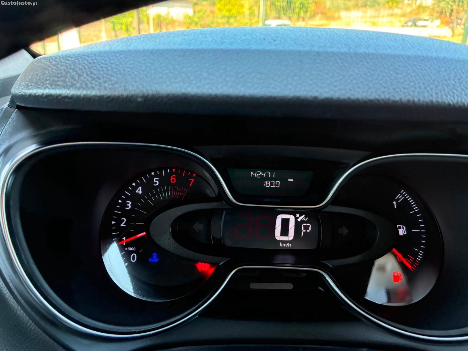 Renault Captur 1.2 TCe Initiale Paris EDC — fotografia 14