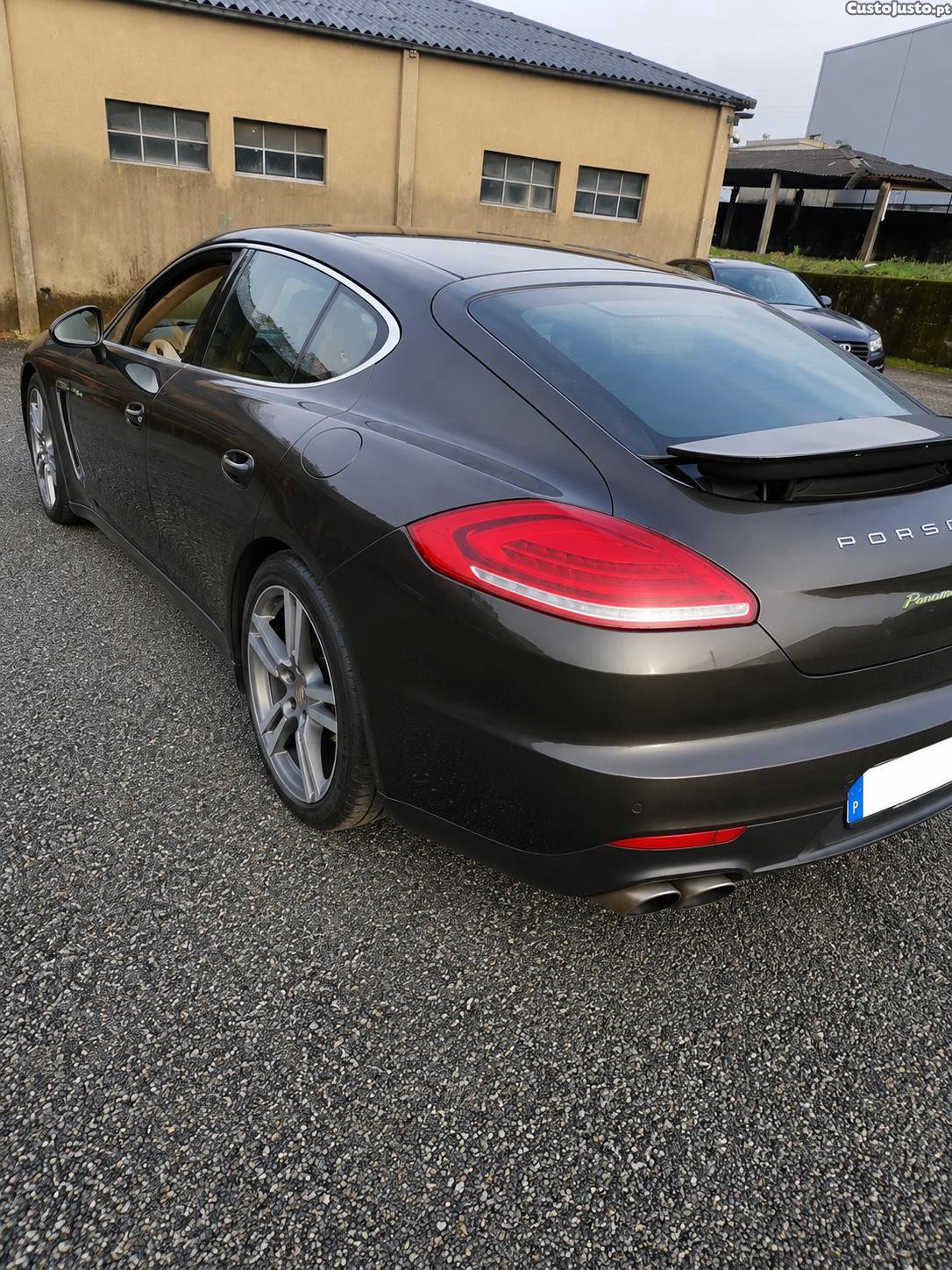 Porsche Panamera S E-Hybrid — fotografia 8