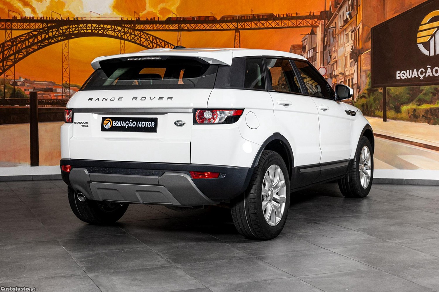 Land Rover Evoque 2.2 TD4 Pure — fotografia 25
