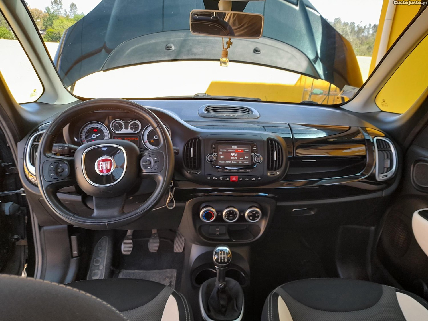 Fiat 500L Trekking — fotografia 2