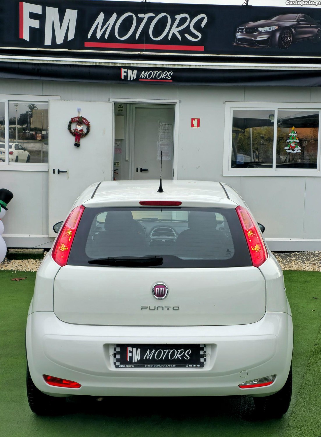 Fiat Punto 1.2 Lounge S&S Nacional — fotografia 16