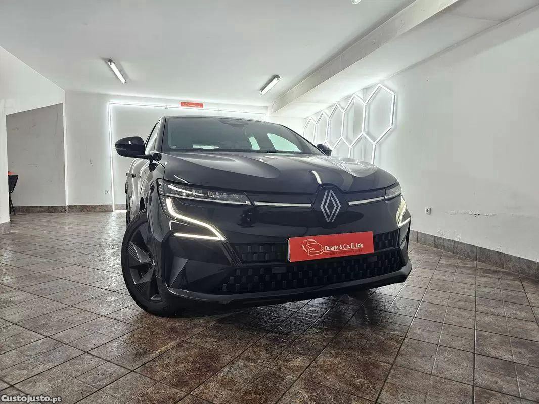 Renault Mégane Ev40 equilibre — fotografia 15