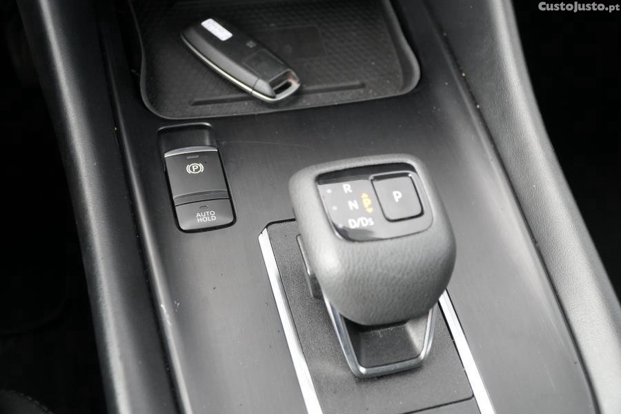 Nissan Qashqai 1.3 DIG-T N-Connecta — fotografia 5